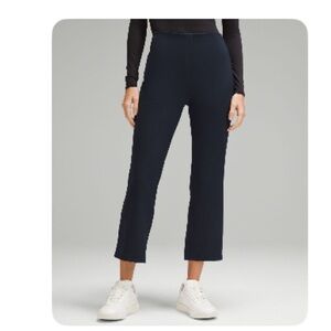 Lululemon Athletica True Navy High-Rise Cropped Pants - Size 6